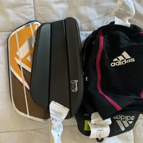 New - Picture 2 of 3